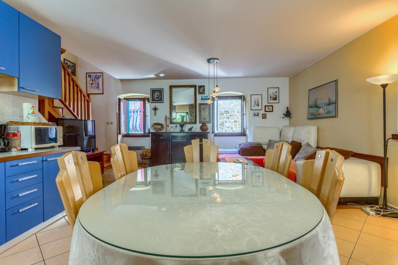Apartamento Old Stone House St Lawrence In The Heart Of Sibenik'S Old Town Exterior foto